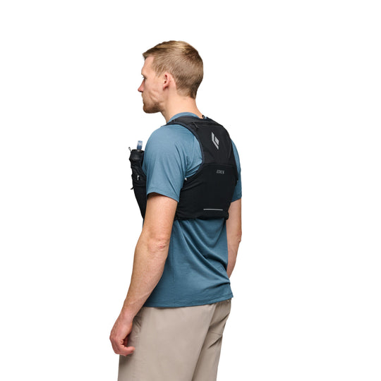 Distance 6 Vest - Black