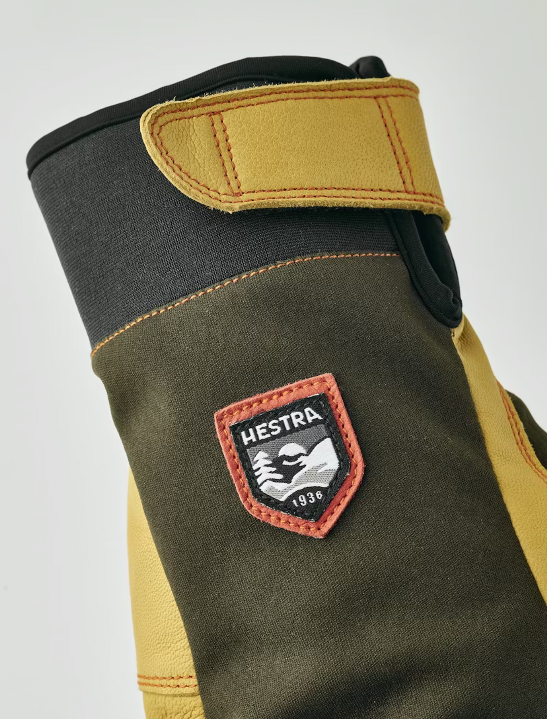 Ergo Grip Active Glove 25/26
