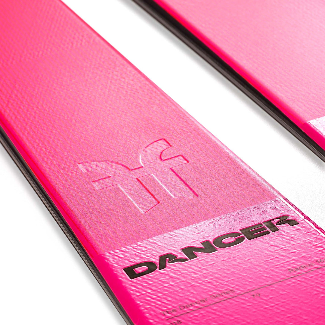 Dancer 79 25/26